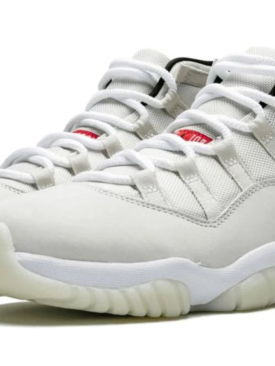 Air Jordan 11 Retro Platinum Tint