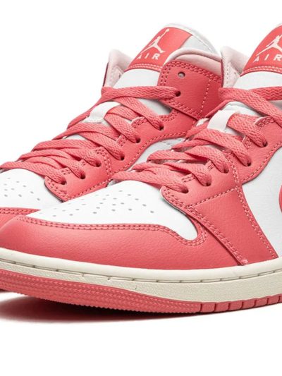 Air Jordan 1 Mid Women's Strawberries And Cream